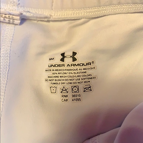 Under armour compression shorts - Picture 2 of 5